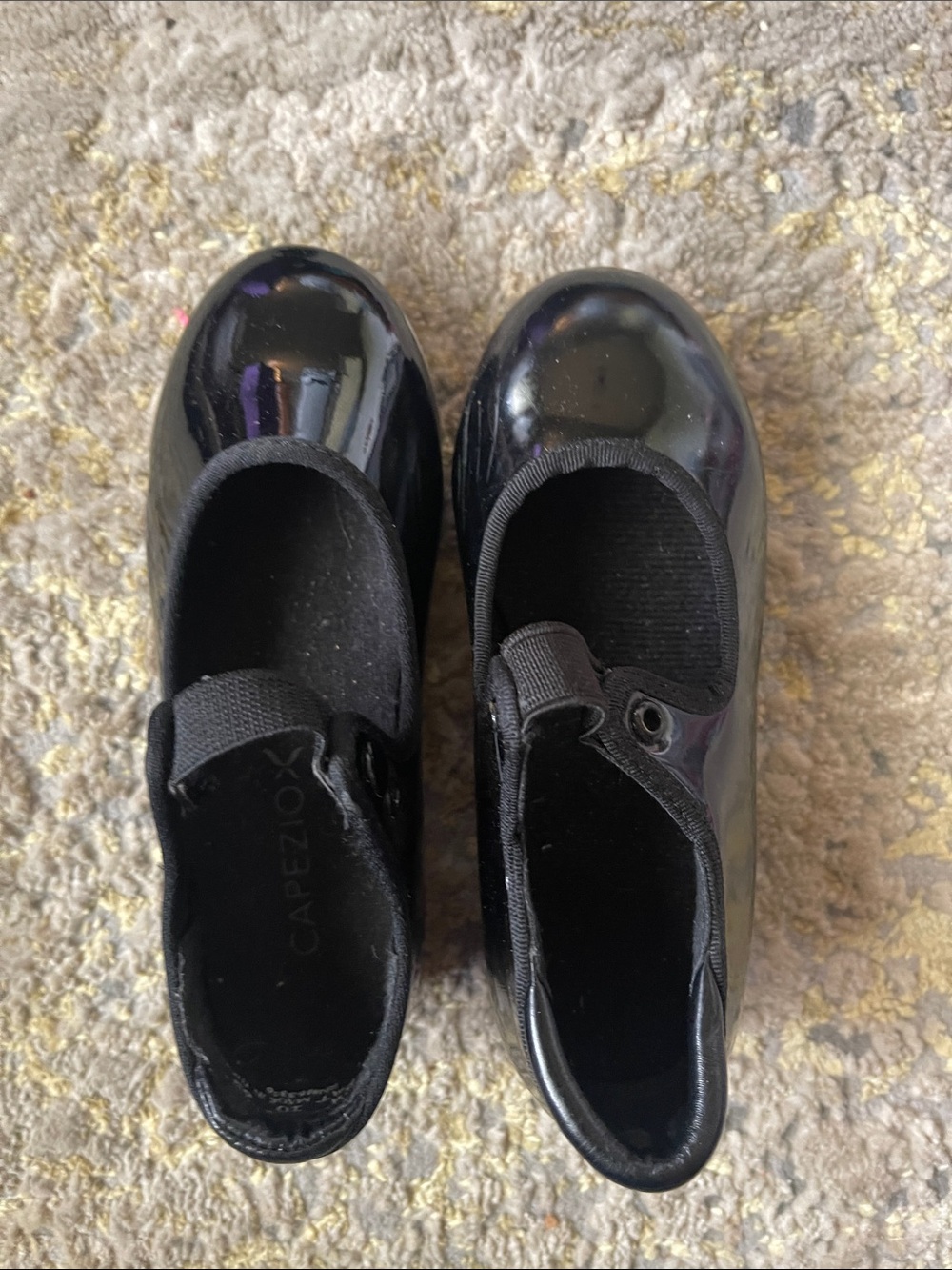 Capezio tap shoes size 9